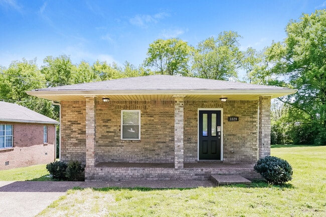 Building Photo - 1829 Glade St