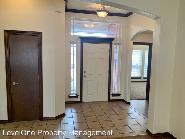 Foto del edificio - 4 br, 2 bath House - 736 Dana Drive