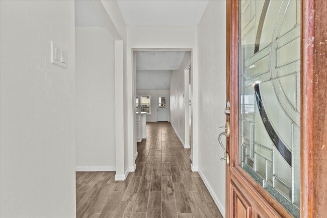 Foto del edificio - 3705 Misty Cove Ct