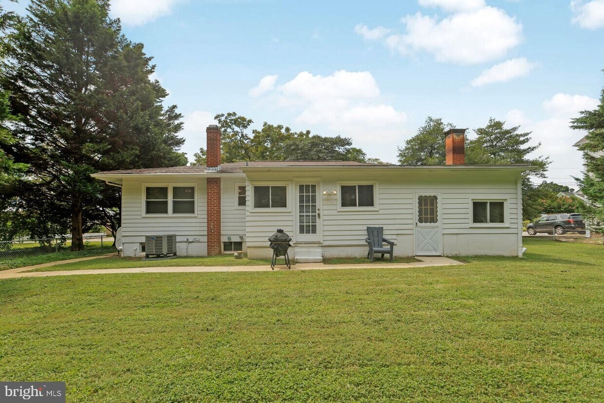 14276 Sedwick Ave, Solomons, MD 20688 House Rental in Solomons, MD