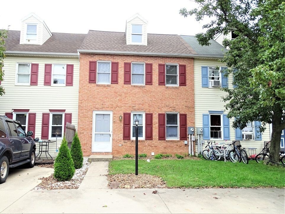 Foto principal - 251 Heatherwood Dr