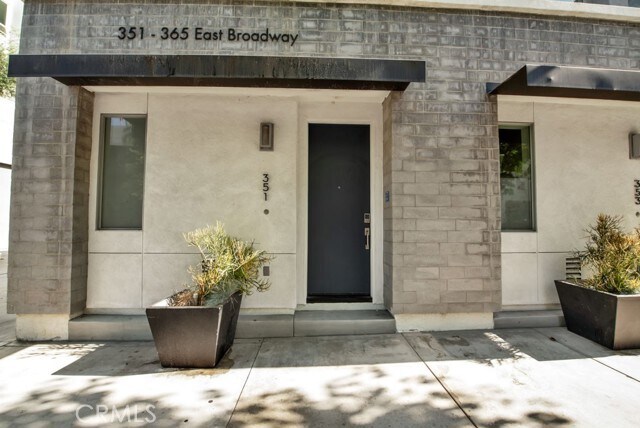 Building Photo - 351 E Broadway