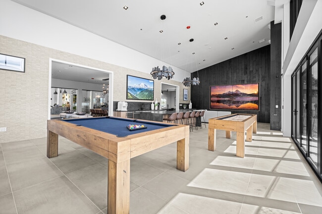 Building Photo - Highlands at Silverdale
