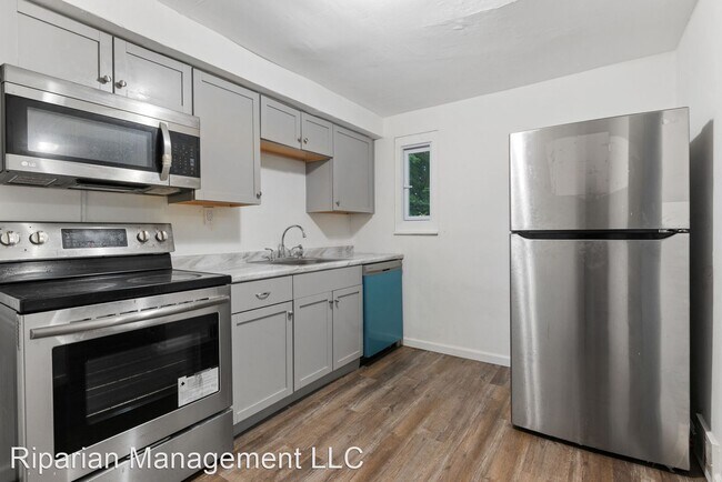 Building Photo - 3 br, 1 bath House - 466 Idlewood Rd