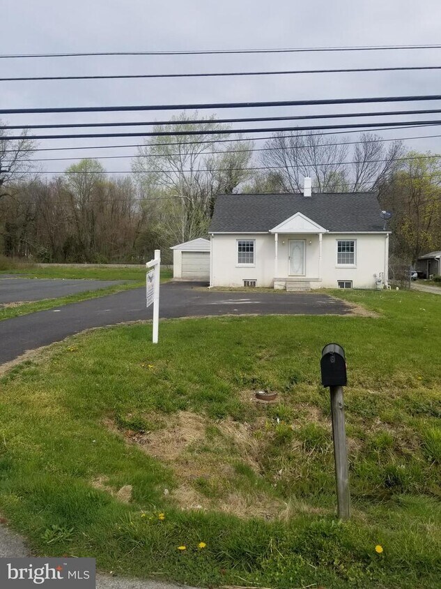 Primary Photo - 316 Pulaski Hwy