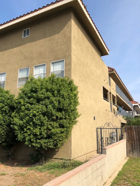 Primary Photo - 12526 Fonthill Ave