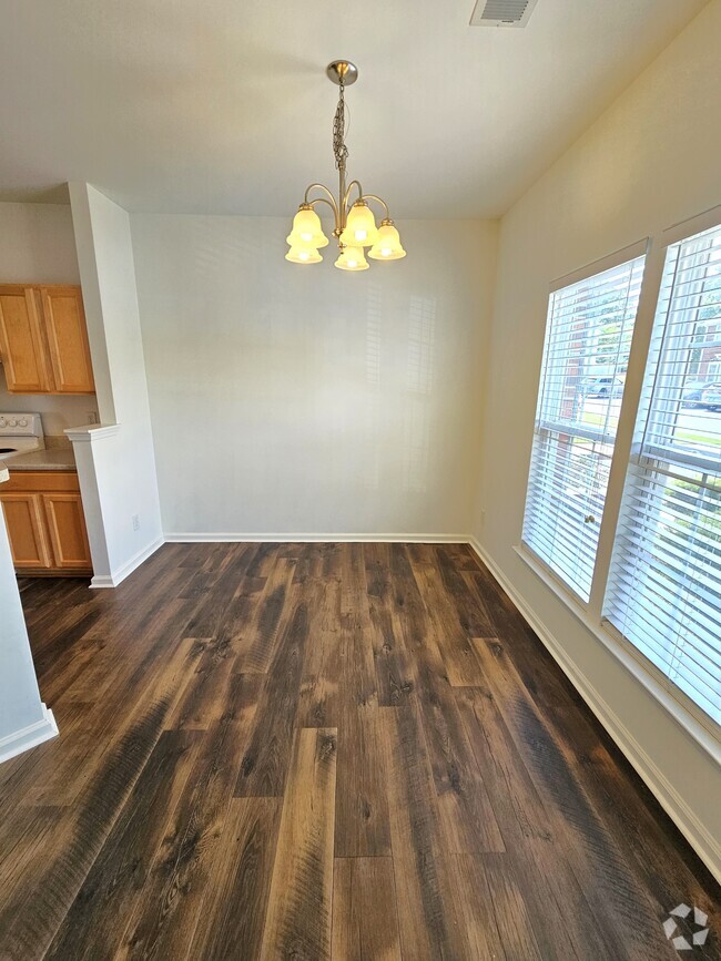 Building Photo - 205 Spring Crossing Cir