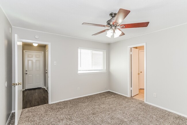 Building Photo - 3007 Becket St