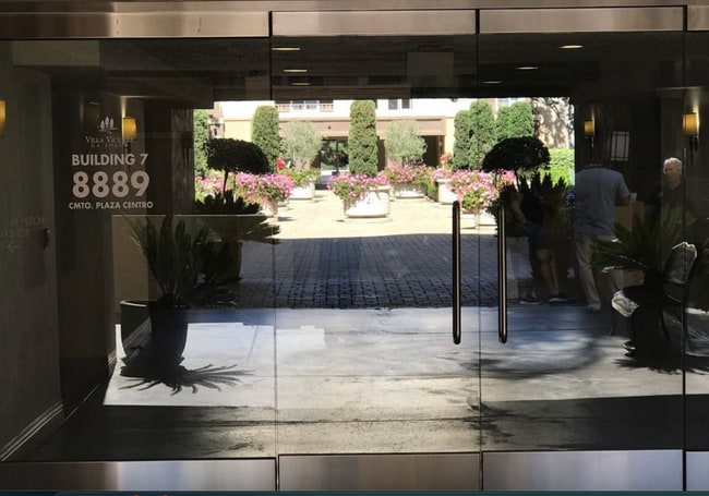 Building Photo - 8889 Caminito Plaza Centro