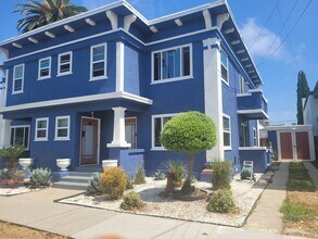 Building Photo - 1005 2nd St