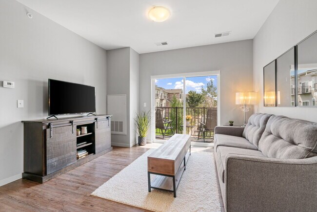 Arcadia - 2 habitaciones / 2 baños - 1,016 pies cuadrados - Preserve on Maine