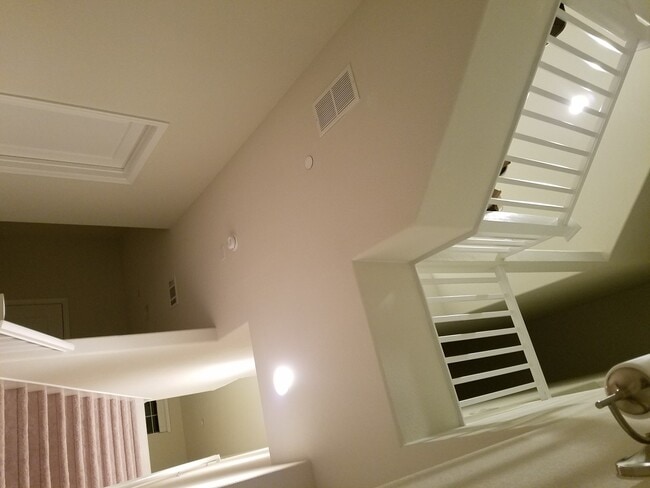 Building Photo - 706 Jetty Dr