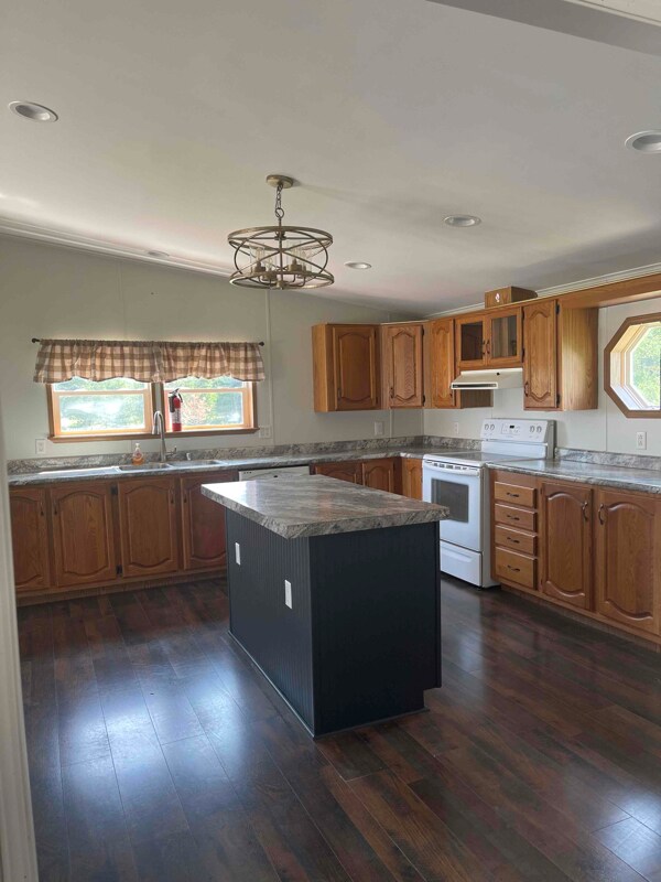 Building Photo - 6999 K Ln