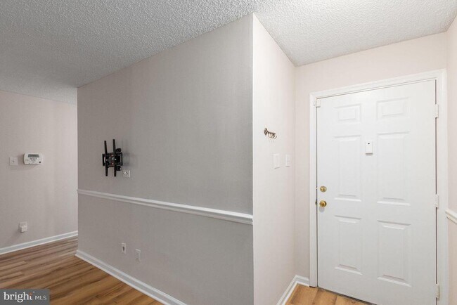 Foto del edificio - 12113 Greenway Ct