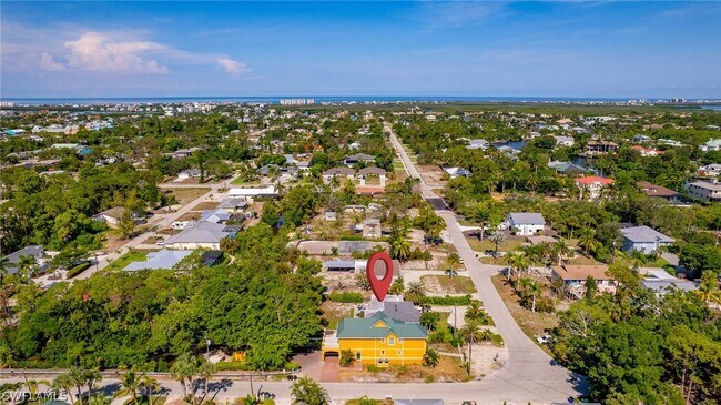 Foto del edificio - 4011 Tarpon Ave
