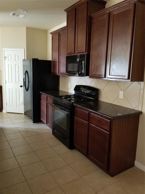 Foto del edificio - 23531 Virginia Pine Dr