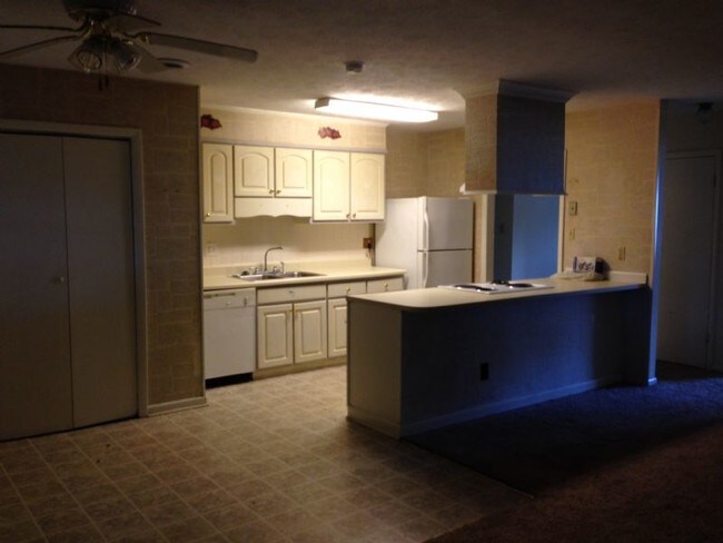 Building Photo - 4761 Friar Ave