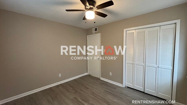 Foto del edificio - 3919 Dante Ave