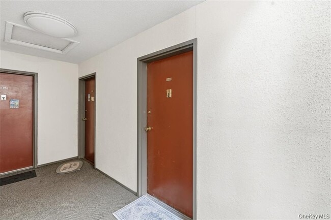 Building Photo - 9 Charles Ln