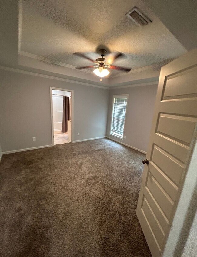 Foto del edificio - 208 Martha George Hall Dr