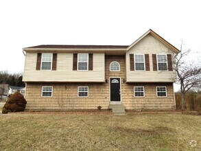 Building Photo - 117 Ridgewood Dr
