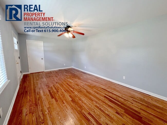 Building Photo - Adorable 2BR/1.5BA home in Bellevue! Washe...