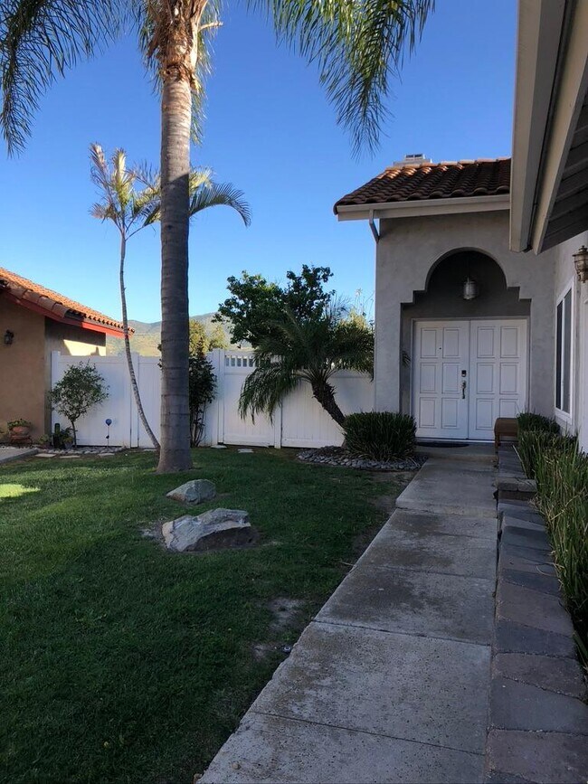 Building Photo - 10110 Diamond Head Ct