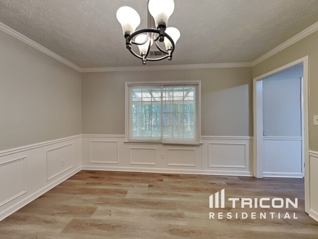 Building Photo - 2790 Spring Ridge Cir