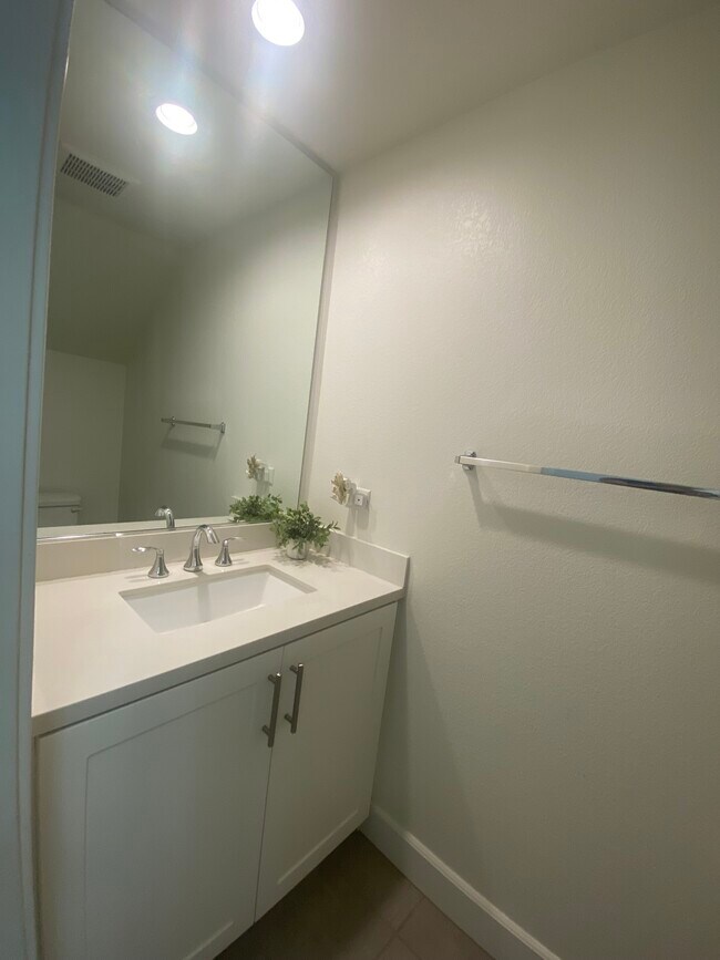 Foto del edificio - 3175 Salina Rd