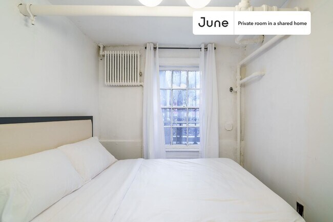 Foto del edificio - Room in Shared 5 bed/1.5 bath home in Bedford-Stuyvesant
