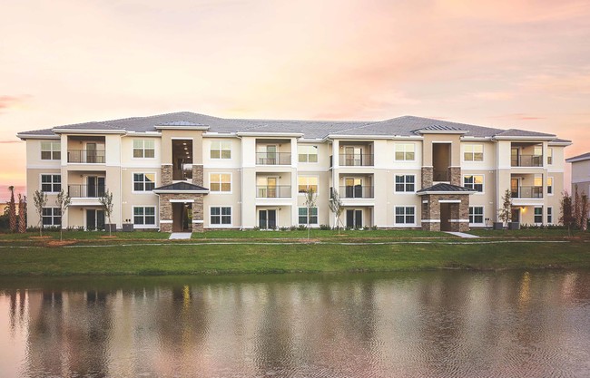 Foto del edificio - The Reserve at Vero Beach Apartments