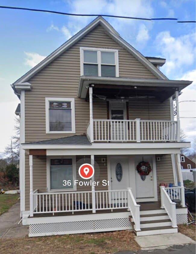 Building Photo - 36 Fowler St