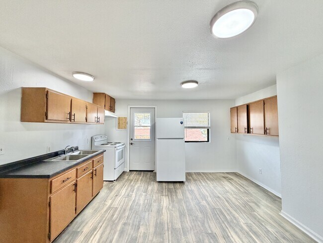 Foto del edificio - 425 S Jackson St