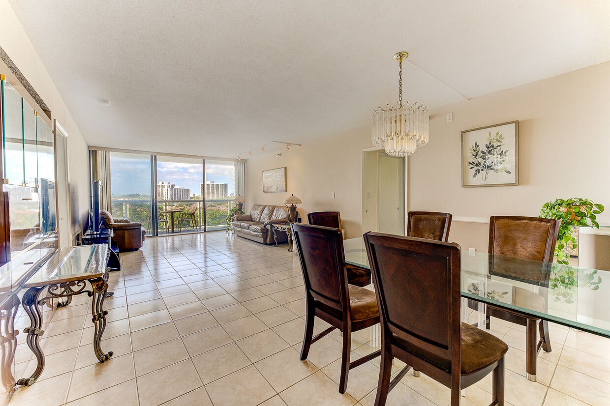 Photo - 20515 E Country Club Dr (Aventura, FL)