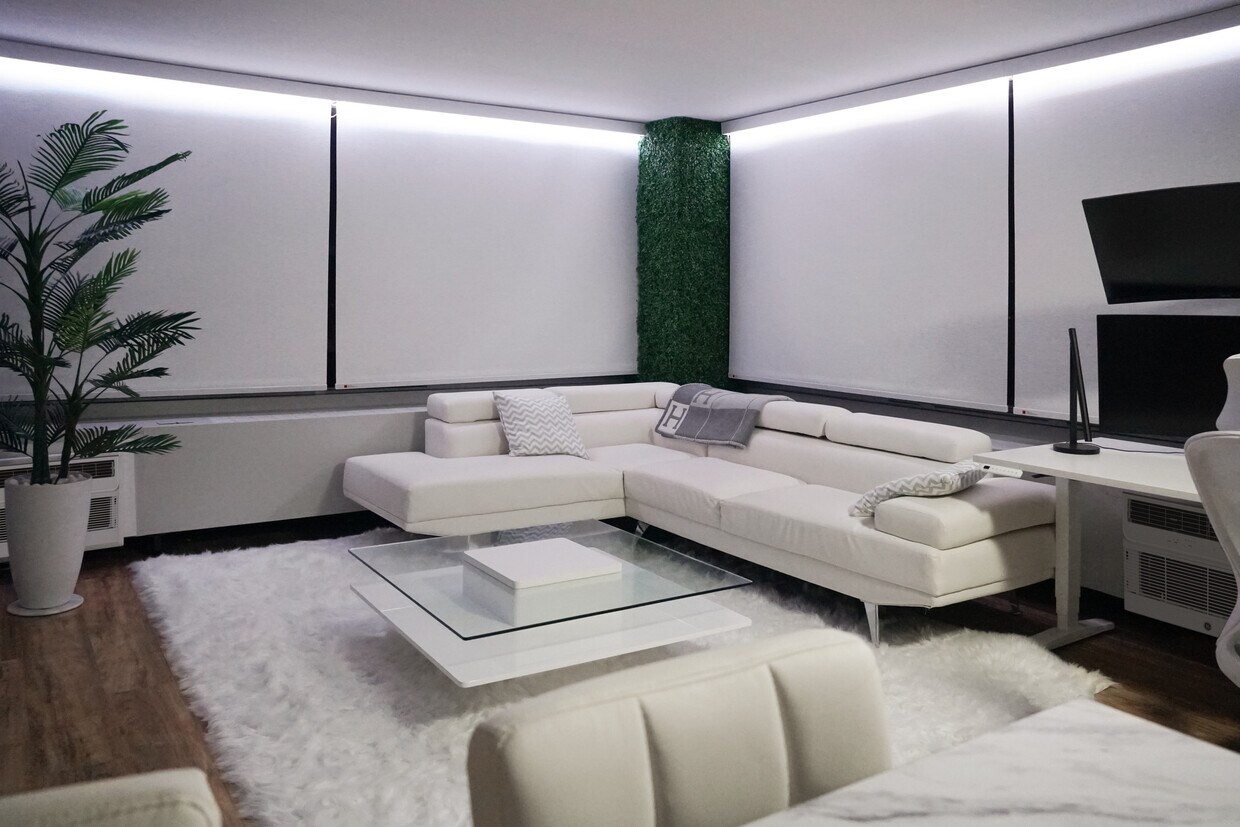 Foto principal - 3550 N Lake Shore Dr