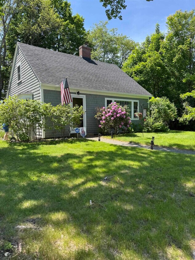 Foto principal - 12 Yale St
