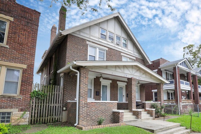 Foto del edificio - 1378 N 4th St