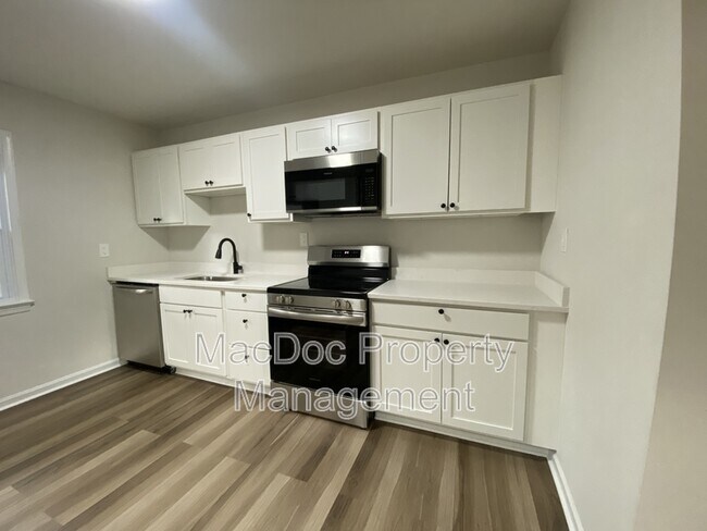 Foto del edificio - 9 Farrell Ln