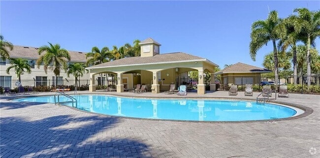Refreshing! - 6839 46th Ln N