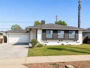 Building Photo - 944 N Wichita St