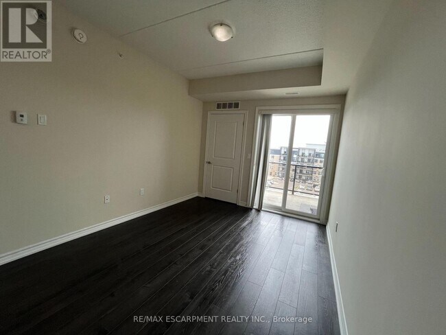 Photo du bâtiment - 640-640 Sauve St