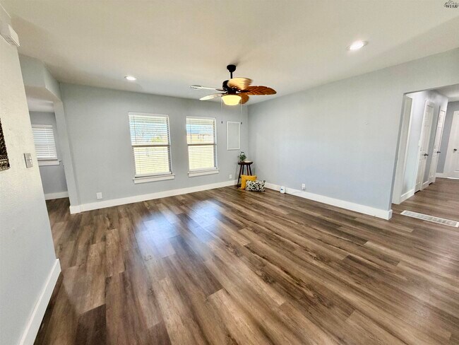 Foto del edificio - 4117 Emerson St