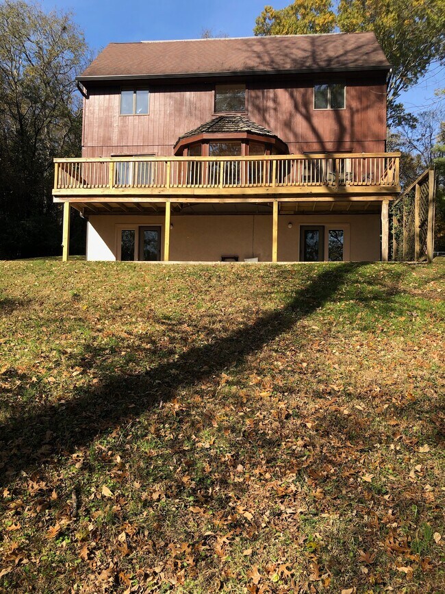 Foto del edificio - 8282 Collins Rd