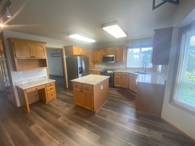 Building Photo - 11896 SE Sovereign Ct