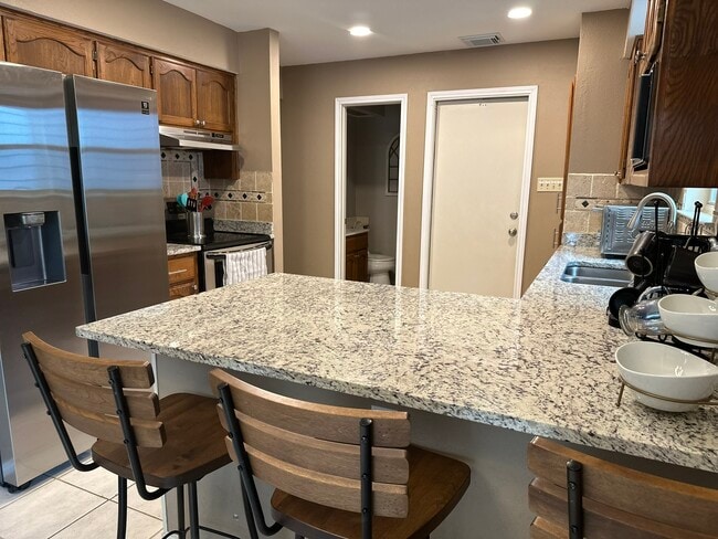 Kitchen - 16551 Canyon Cross