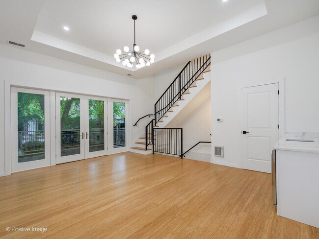 Foto del edificio - 842 N Wolcott Ave