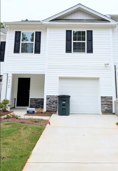 Foto principal - Spacious 4-bedroom, 3-bath home in Penning...