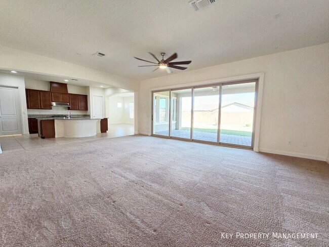 Foto del edificio - 8318 Beldina St