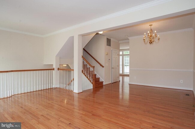 Building Photo - 6913 Inlet Cove Dr