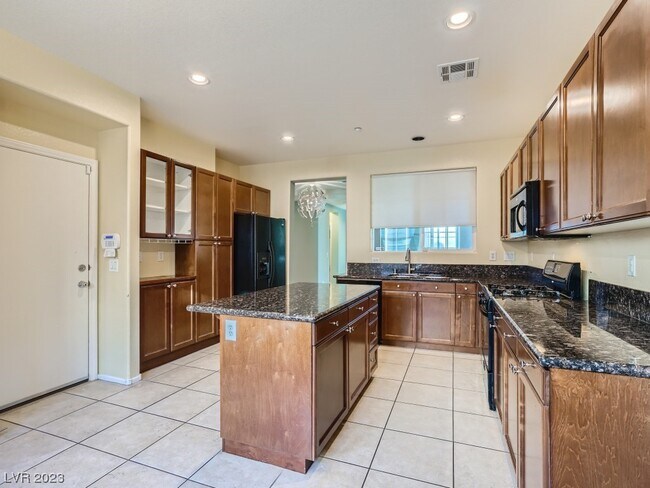 Building Photo - 7604 Vanity Ct